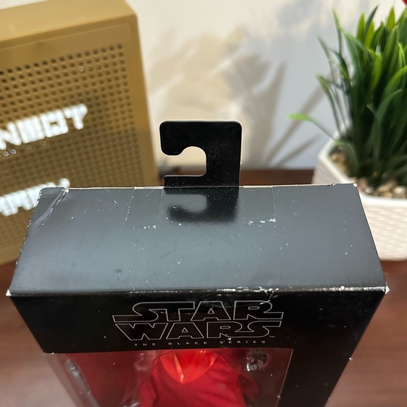 Star Wars The Black Series Imperial Royal Guard Figure - Picture 2 of 7